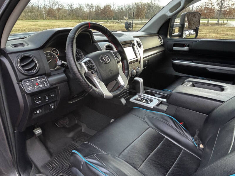 2014 Toyota Tundra SR5