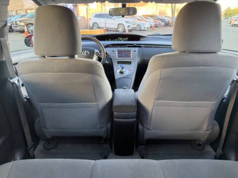 2012 Toyota Prius Two