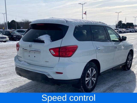 2020 Nissan Pathfinder S