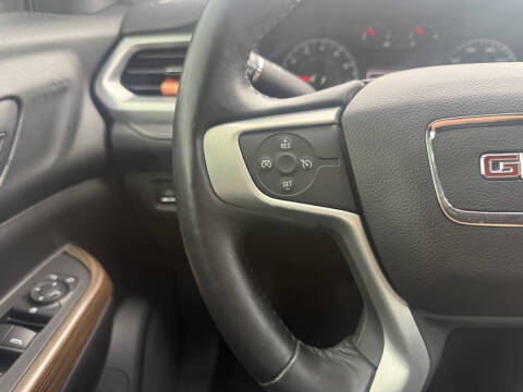 2017 GMC Acadia SLE-1
