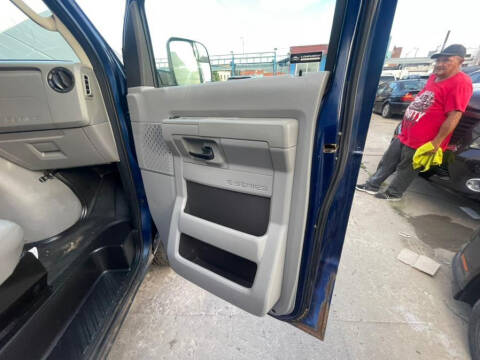 2012 Ford E-Series
