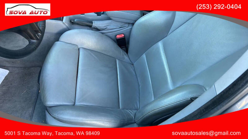 2004 BMW 3 Series 325i