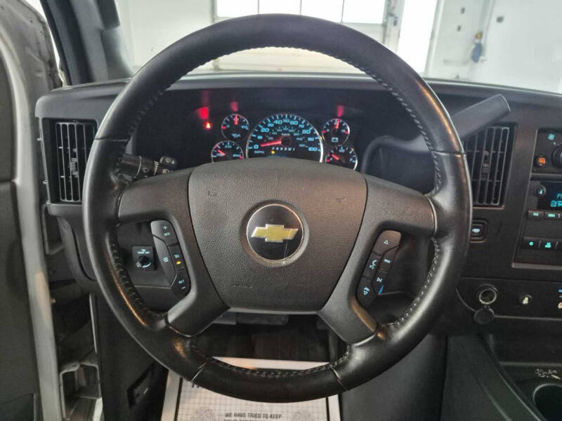 2021 Chevrolet Express 2500