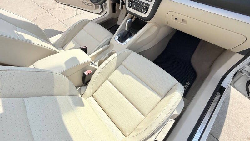 2012 Volkswagen Eos Komfort SULEV