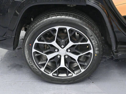 2023 Jeep Grand Cherokee Summit Reserve