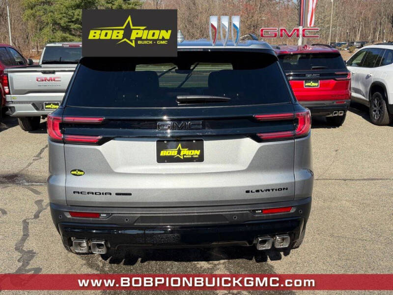 2026 GMC Acadia Elevation