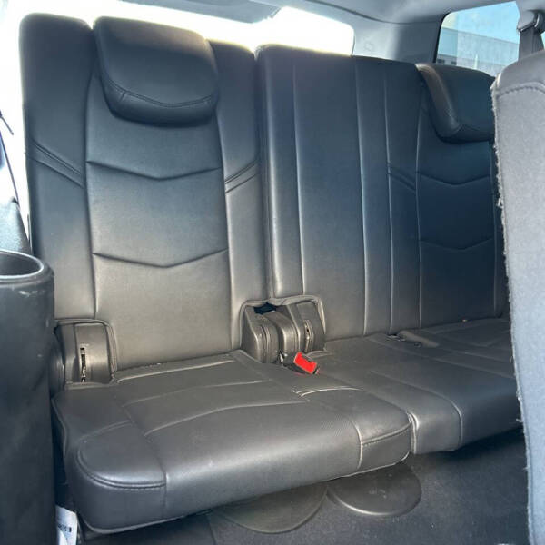 2018 Cadillac Escalade ESV Luxury