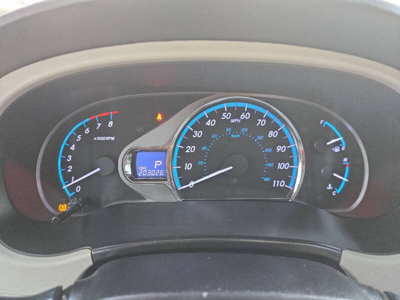 2011 Toyota Sienna XLE 8-Passenger