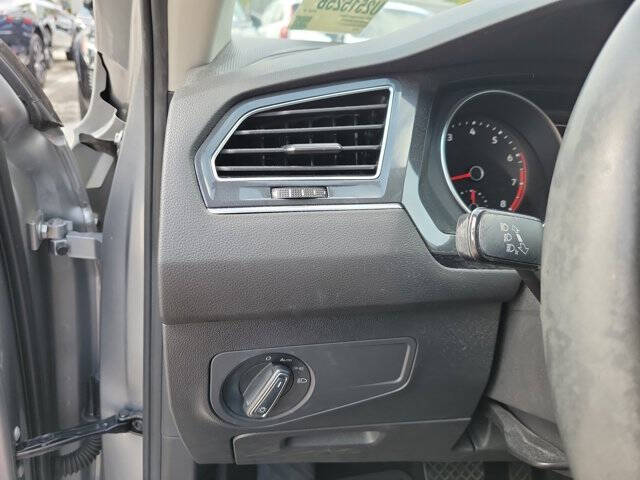 2020 Volkswagen Tiguan SE