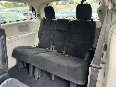 2016 Dodge Grand Caravan SXT Plus