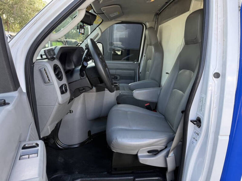 2023 Ford E-Series