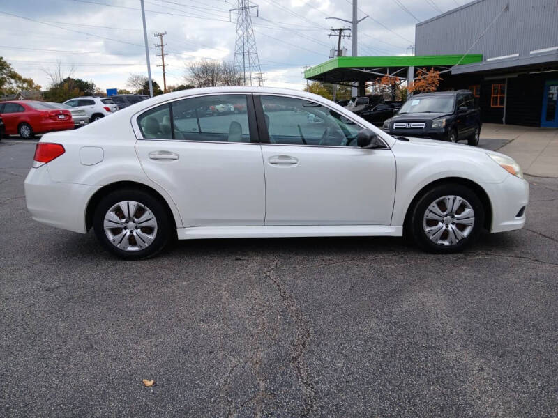 2010 Subaru Legacy 2.5i
