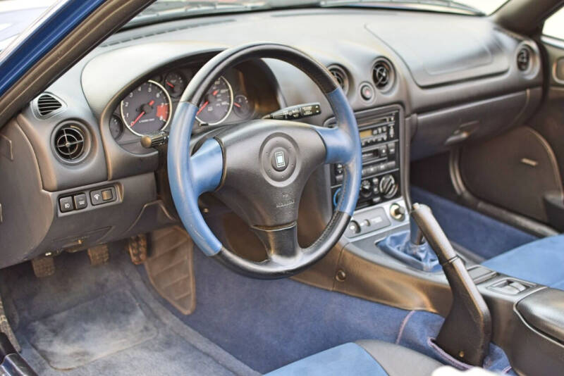 1999 Mazda MX-5 Base photo 25