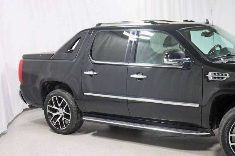 2011 Cadillac Escalade EXT
