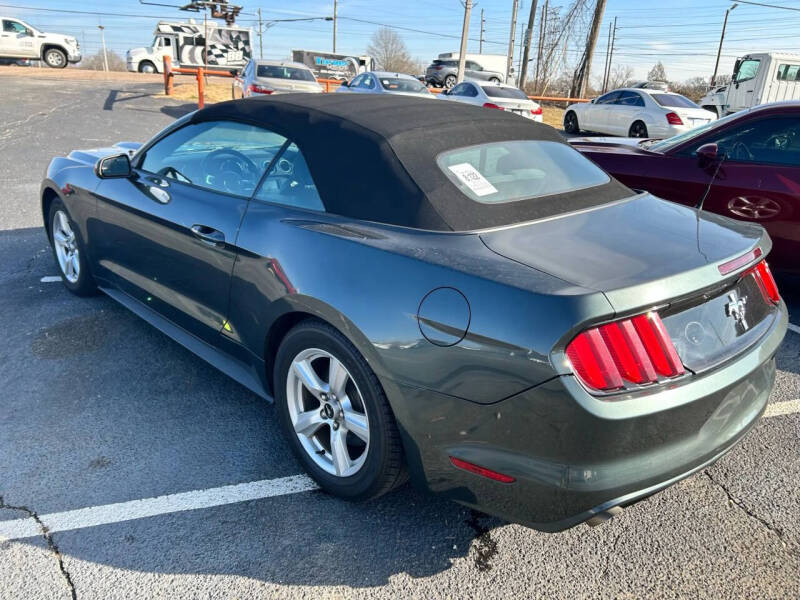 2016 Ford Mustang V6