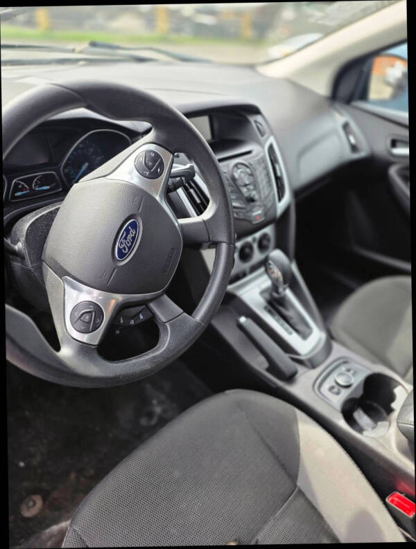 2014 Ford Focus SE