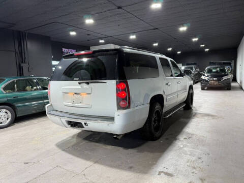 2011 GMC Yukon XL Denali