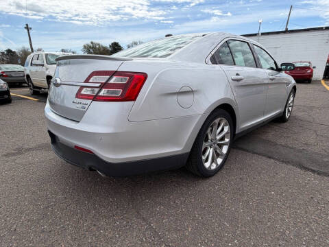 2016 Ford Taurus Limited