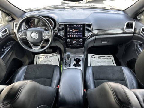 2019 Jeep Grand Cherokee Laredo E