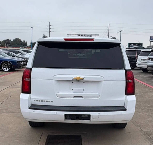 2020 Chevrolet Suburban LT