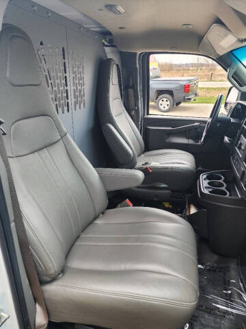 2023 Chevrolet Express 2500