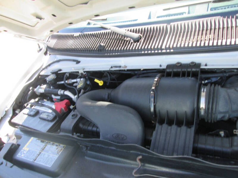 2010 Ford E-Series E-350 SD XL