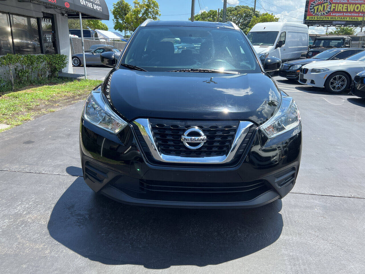 2019 Nissan Kicks Wagon - $16,900