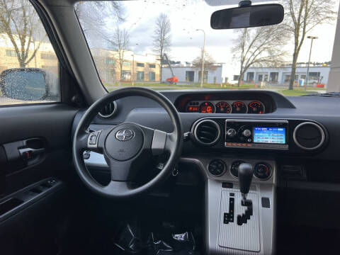 2010 Scion xB