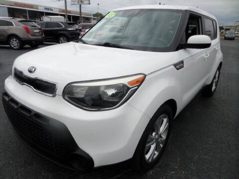 2015 Kia Soul +