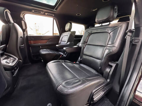 2018 Lincoln Navigator Select