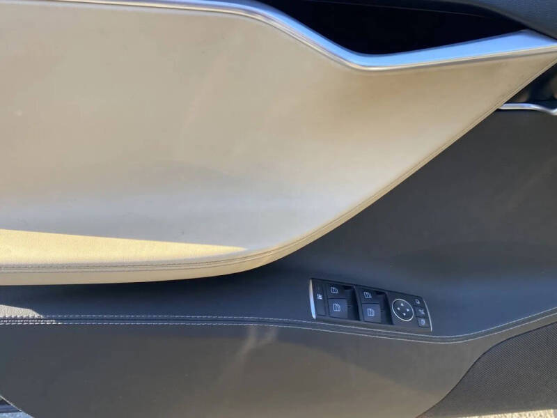 2014 Tesla Model S