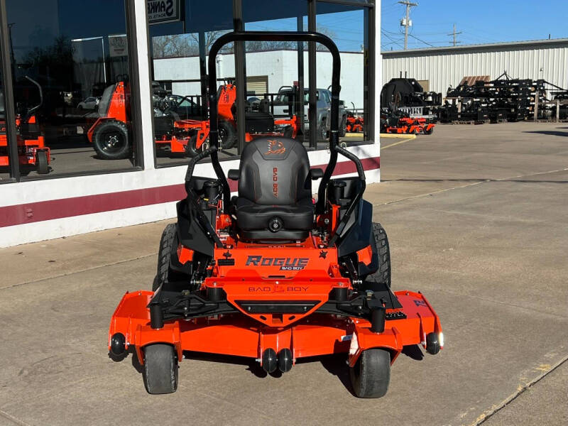 Bad Boy Rogue RD 72