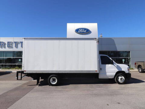 2024 Ford E-Series