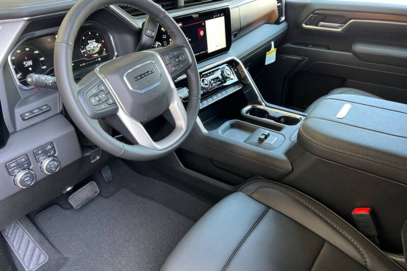 2025 GMC Sierra 3500HD