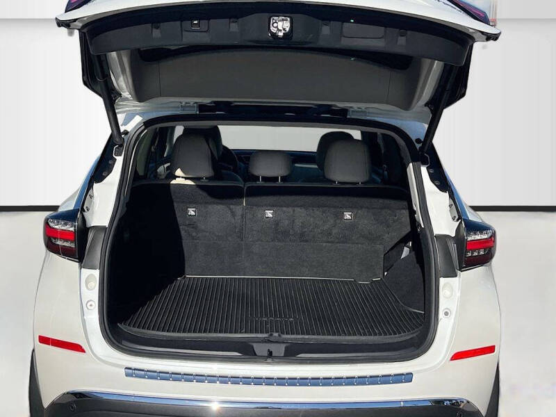 2023 Nissan Murano Platinum