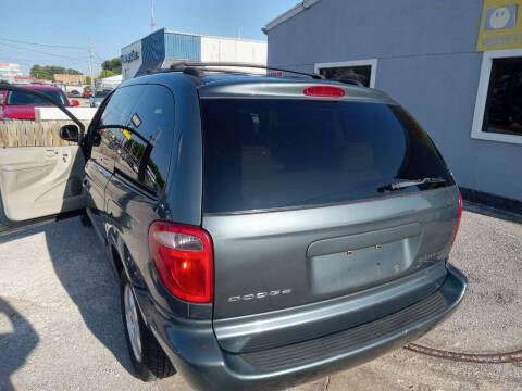 2006 Dodge Caravan SXT