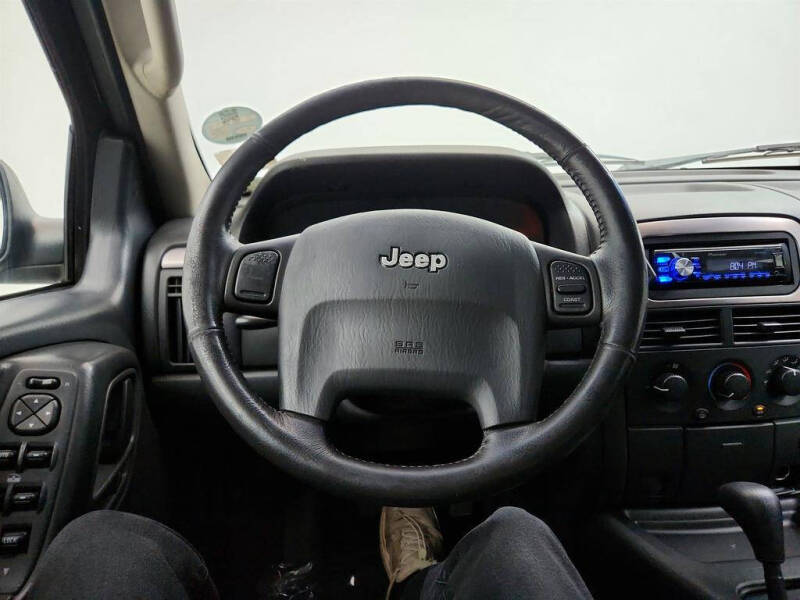 2002 Jeep Grand Cherokee Sport