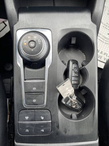 2020 Ford Escape Titanium