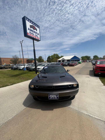 2019 Dodge Challenger SXT