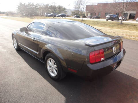 2007 Ford Mustang V6 Deluxe