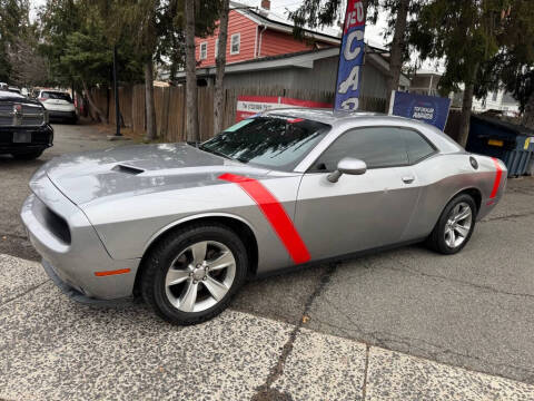 2016 Dodge Challenger SXT