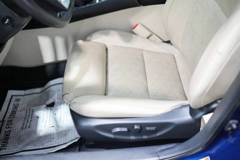 2017 Nissan Maxima Platinum