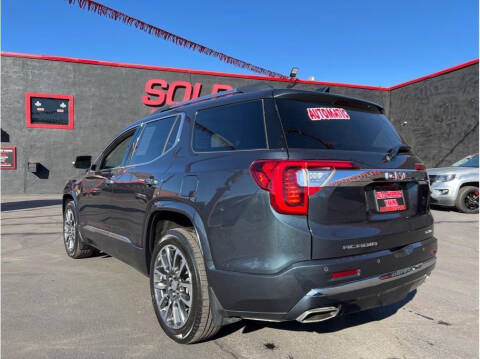 2020 GMC Acadia Denali