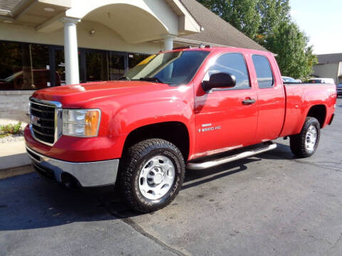 2009 GMC Sierra 2500HD for sale at DEALS UNLIMITED INC in Portage MI