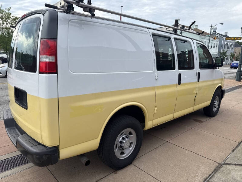 2017 Chevrolet Express 2500