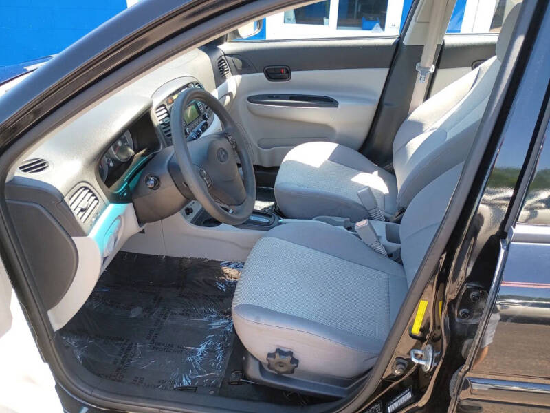 2010 Hyundai Accent GLS