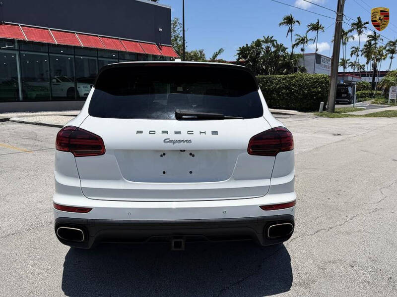 2017 Porsche Cayenne