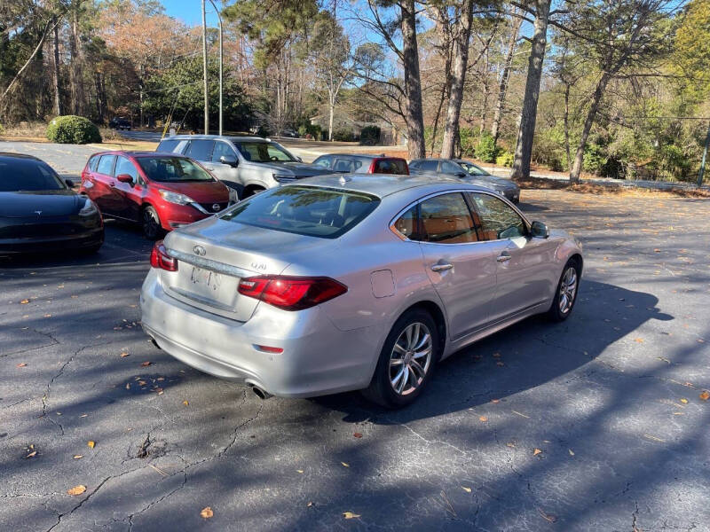 2015 Infiniti Q70 3.7