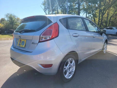 2016 Ford Fiesta SE
