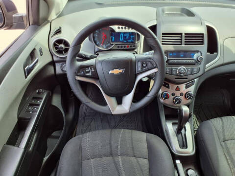 2015 Chevrolet Sonic LT Auto